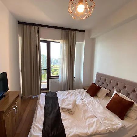 Crazy Summerland Apartment *