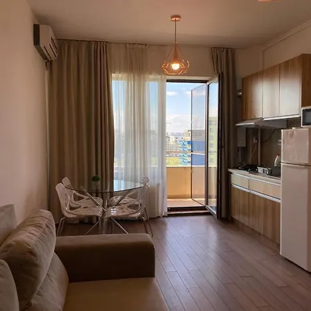 Crazy Summerland Apartment