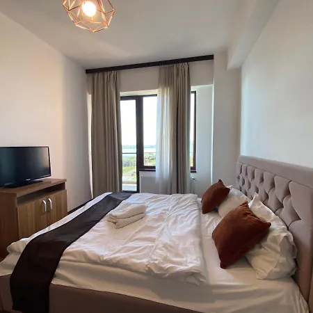 Apartment Crazy Summerland *